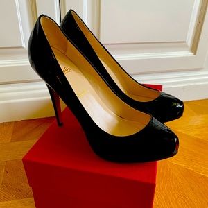 Christian Louboutin Patent Pumps 👠